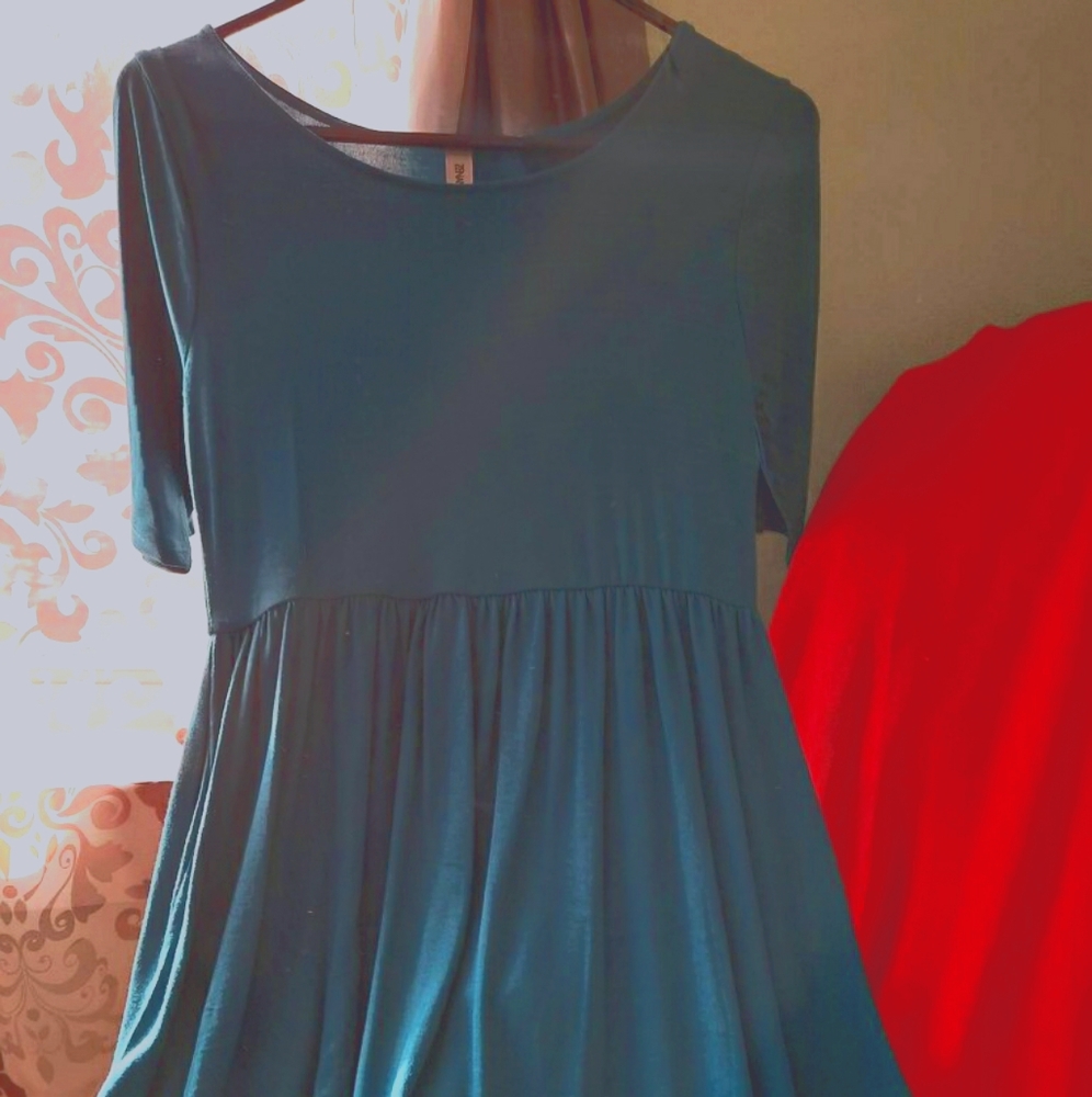 Feminine long length top